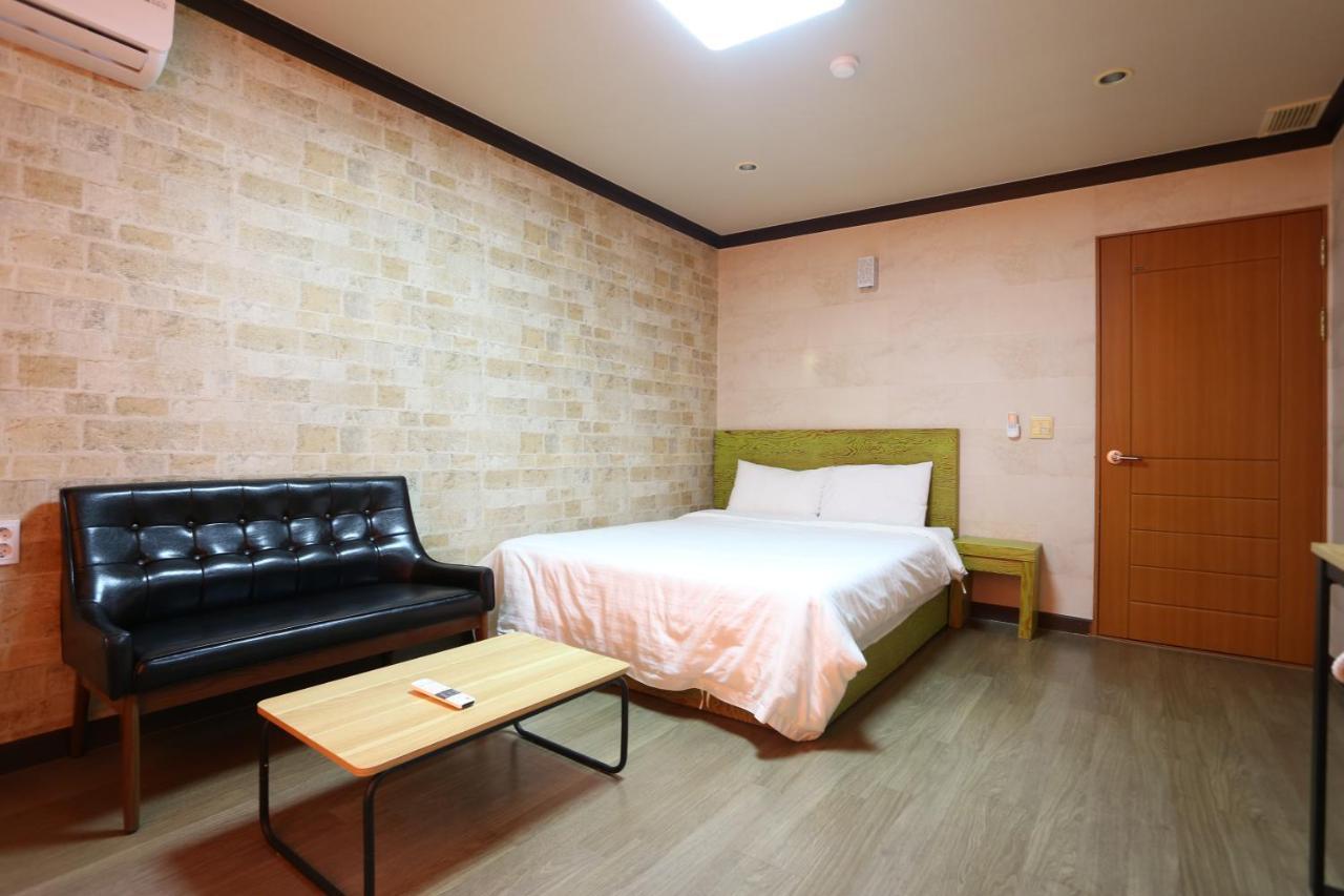 Time Motel Gangneung Exterior photo